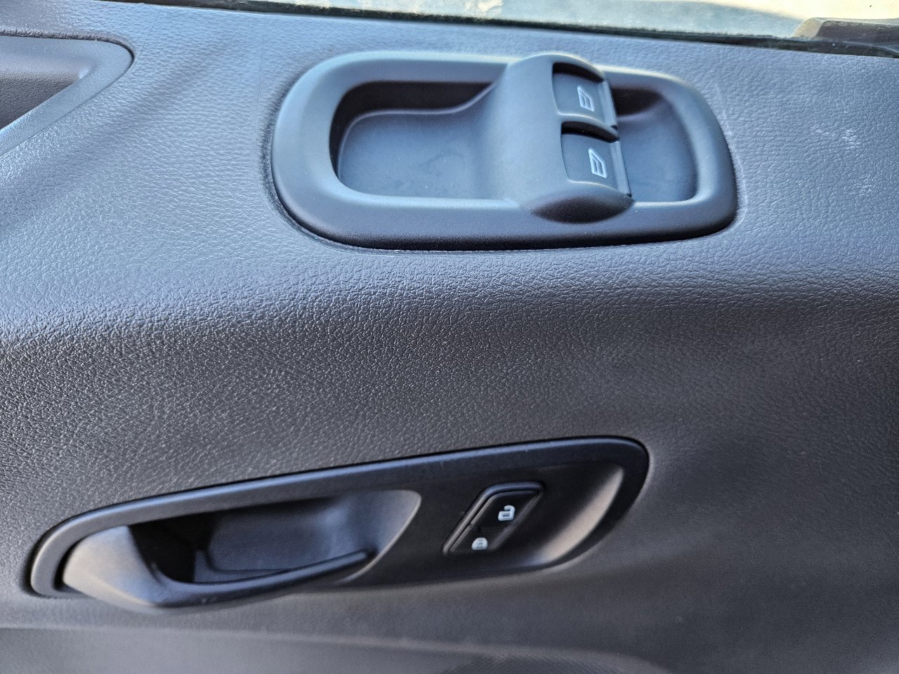 Used 2020 Ford Transit 250 T-250 130 Med Rff, For Sale I w/ Load Area Protection Package image 14