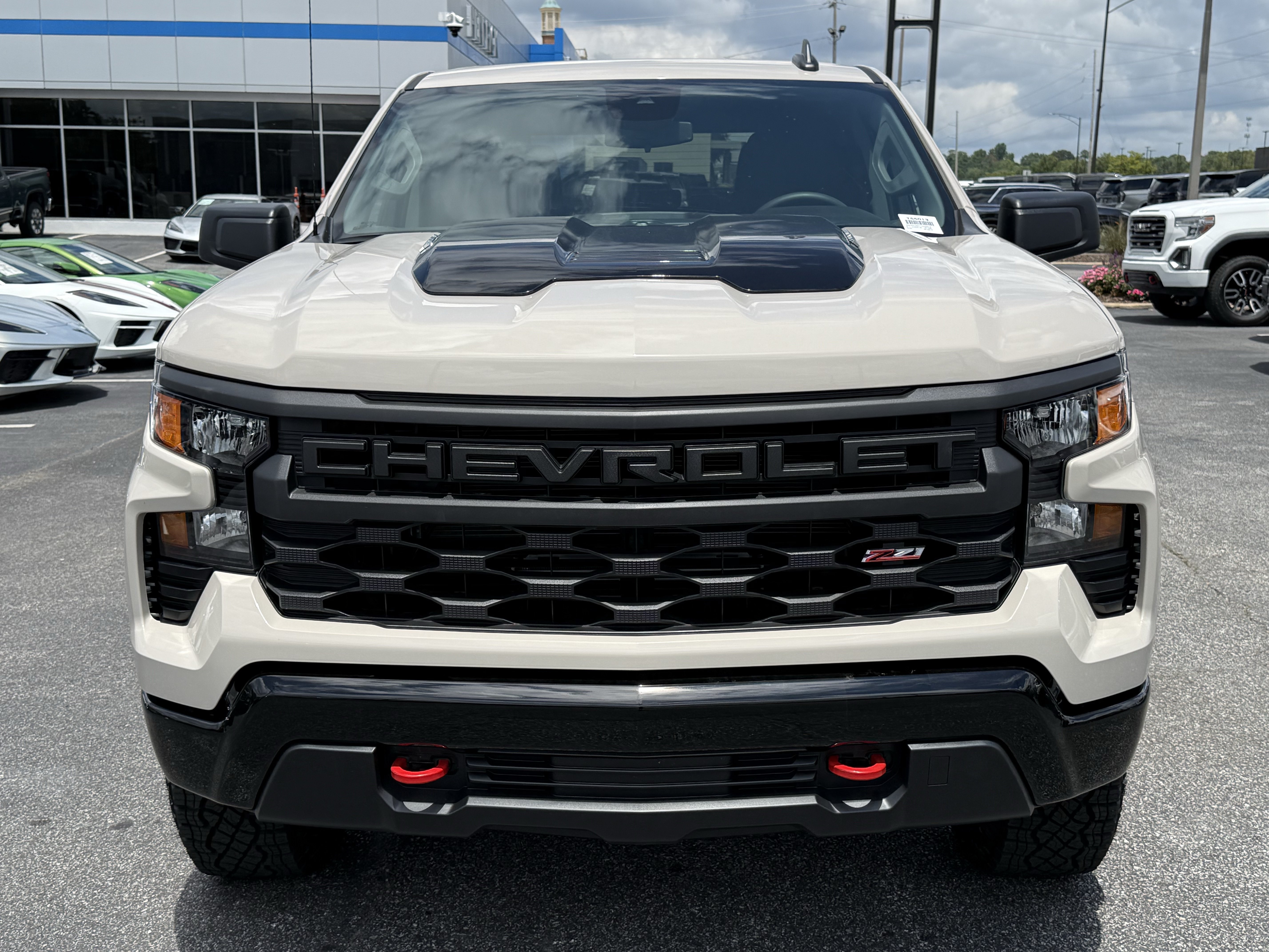 New 2026 Chevrolet Silverado 1500 Custom Trail Boss AWD/4WD image 3