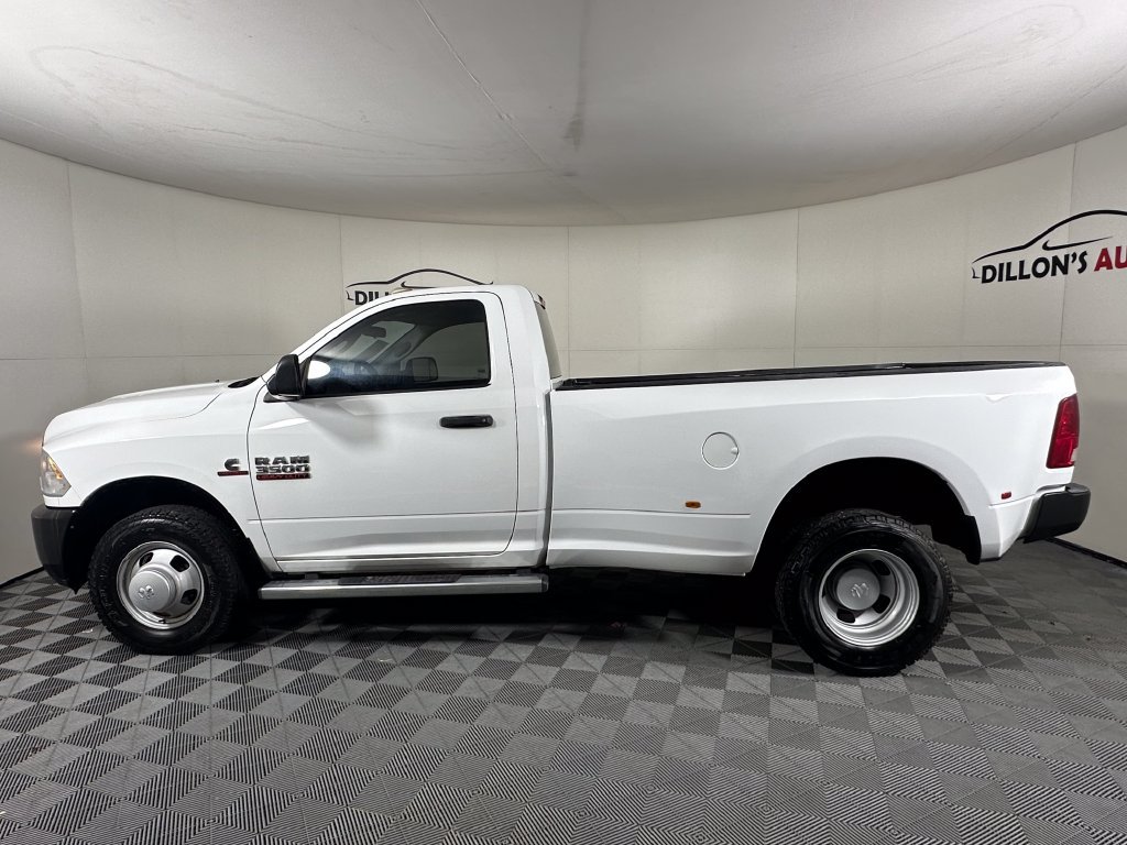 Used 2016 RAM 3500 Tradesman RWD image 28