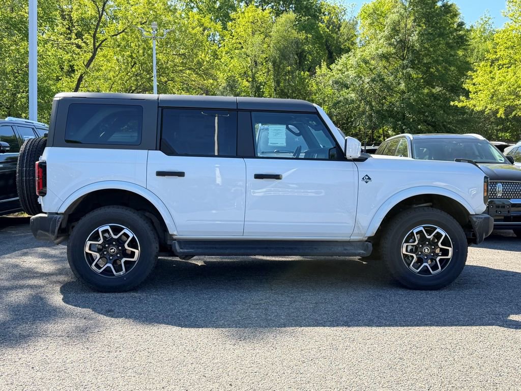 New 2026 Ford Bronco Outer Banks AWD/4WD image 2