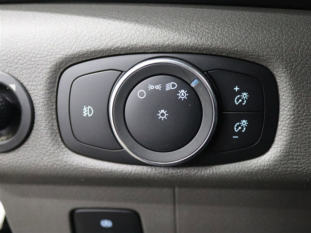 Used 2023 Ford Transit 350 XLT image 34