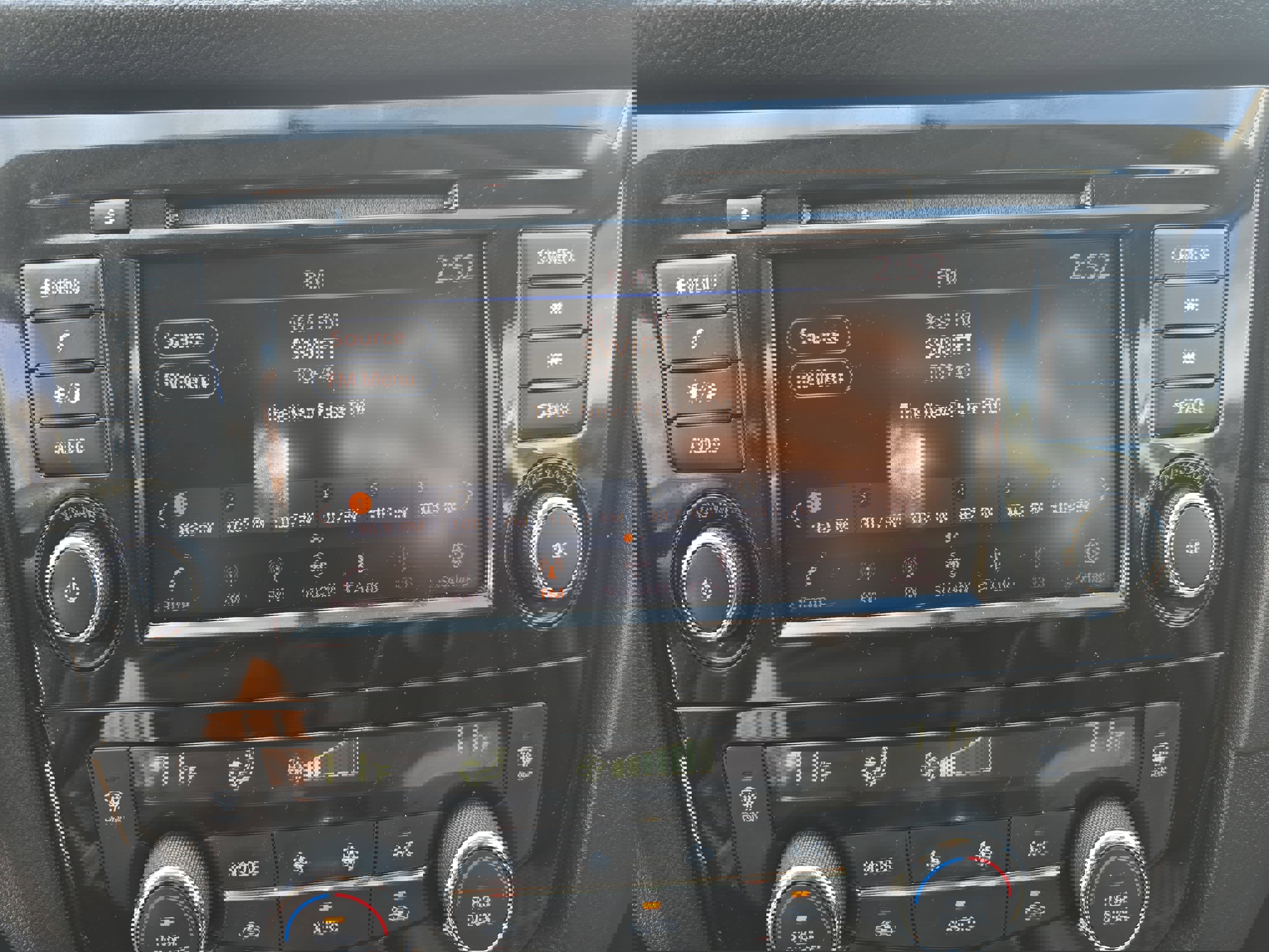 Used 2018 Nissan Rogue SV image 23