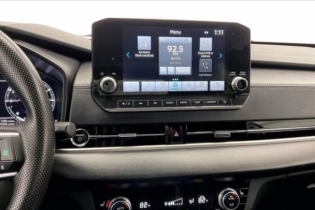 Used 2023 Mitsubishi Outlander SE AWD/4WD image 5