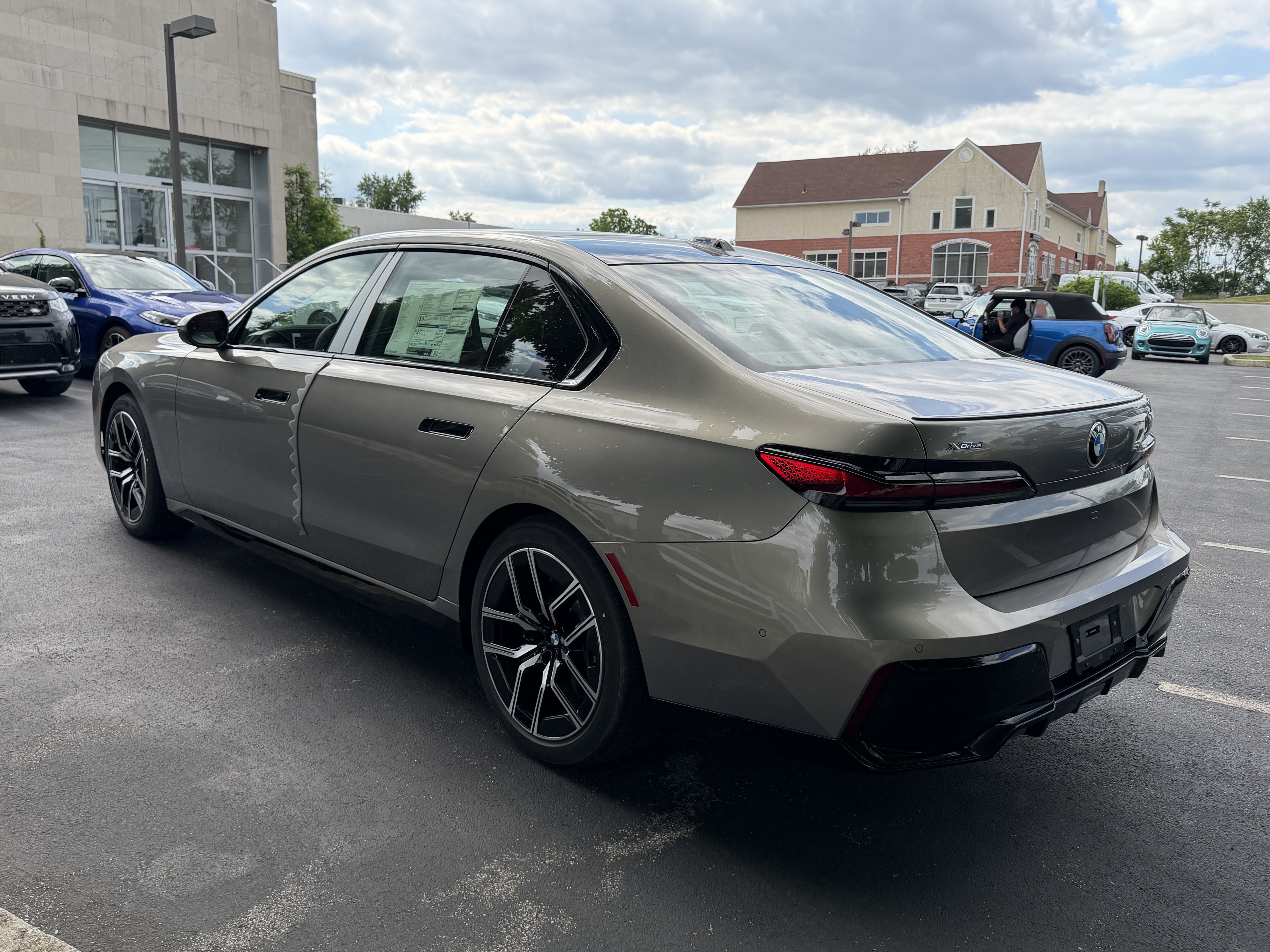 New 2026 BMW 740i xDrive w/ Premium Package AWD/4WD image 6