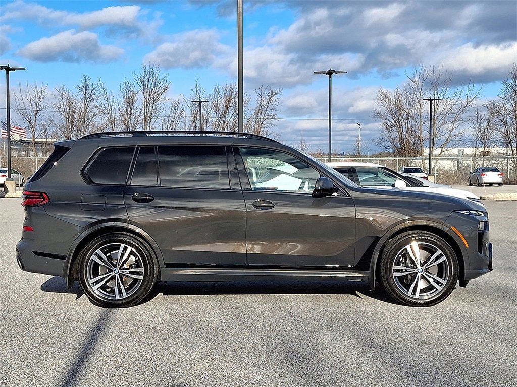 Certified 2024 BMW X7 xDrive40i w/ Executive Package image 10