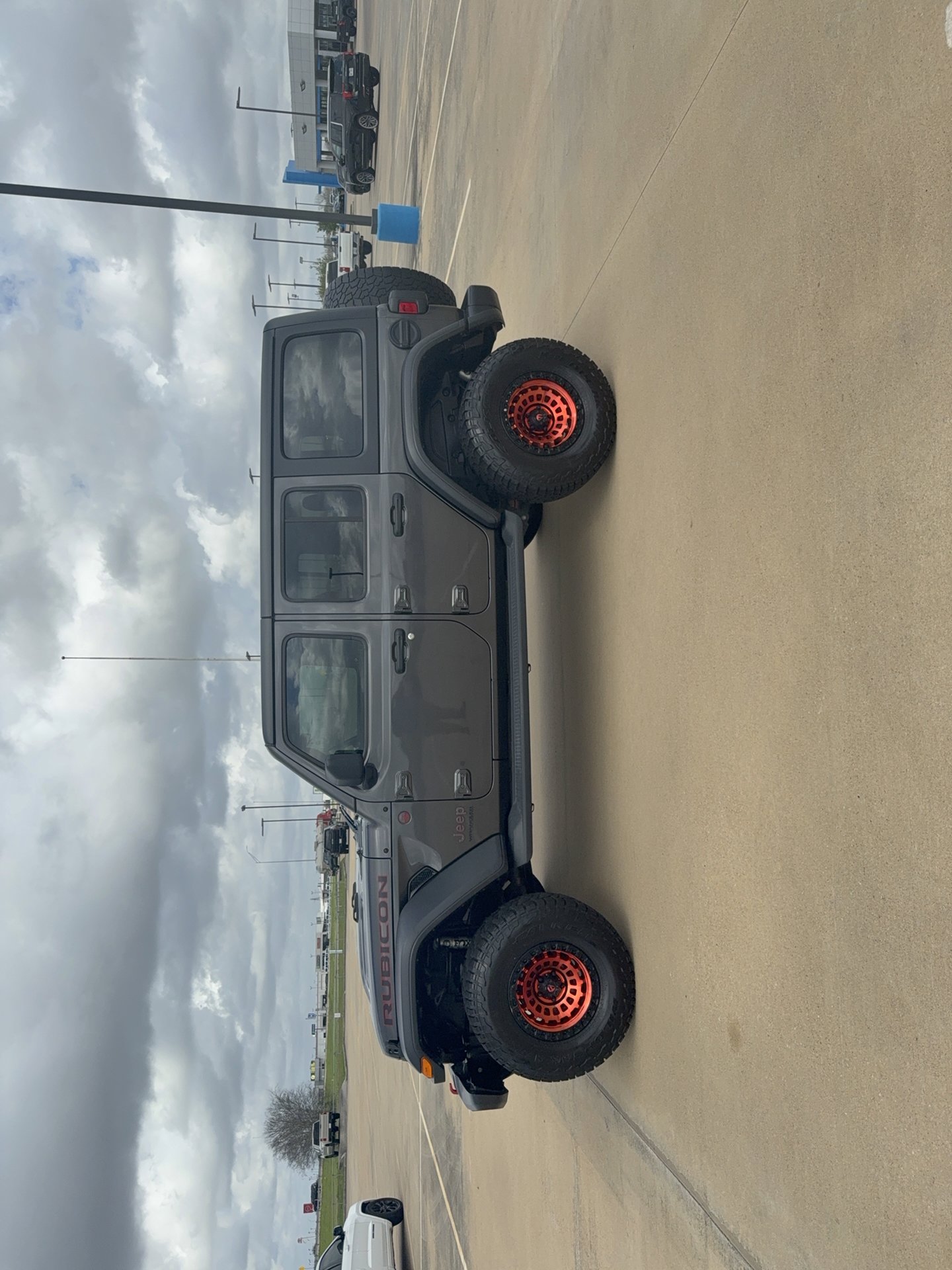 Used 2019 Jeep Wrangler Unlimited Rubicon image 2