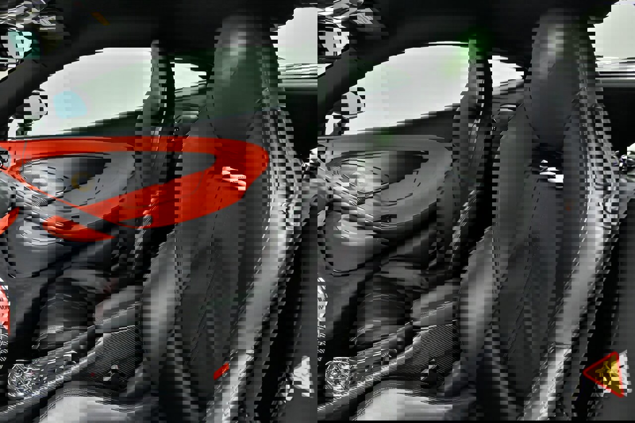 Used 2019 McLaren 600LT image 27