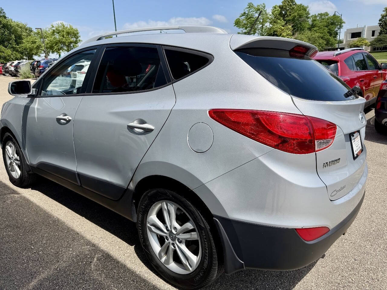 Used 2011 Hyundai Tucson GLS AWD/4WD image 7