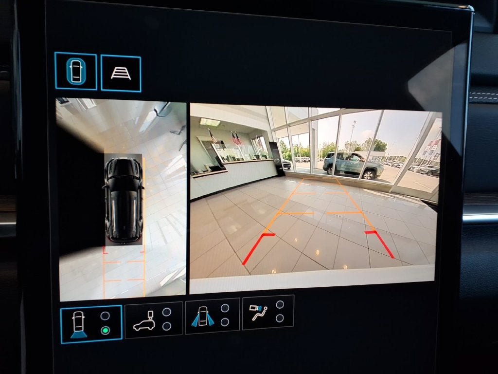 New 2027 GMC Terrain Denali w/ LPO, Floor Liner Package AWD/4WD image 10