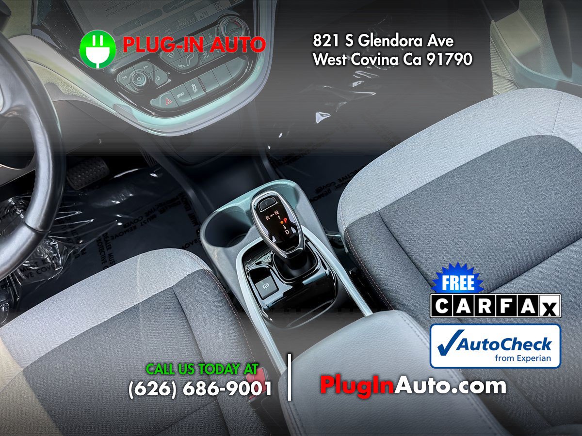 Used 2018 Chevrolet Bolt LT FWD image 16