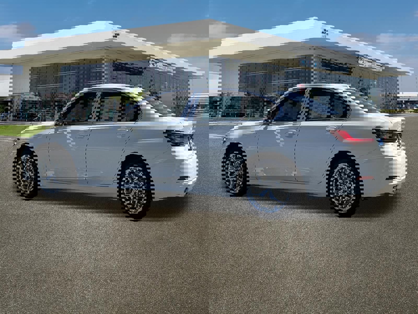 New 2026 BMW 330i Sedan image 7