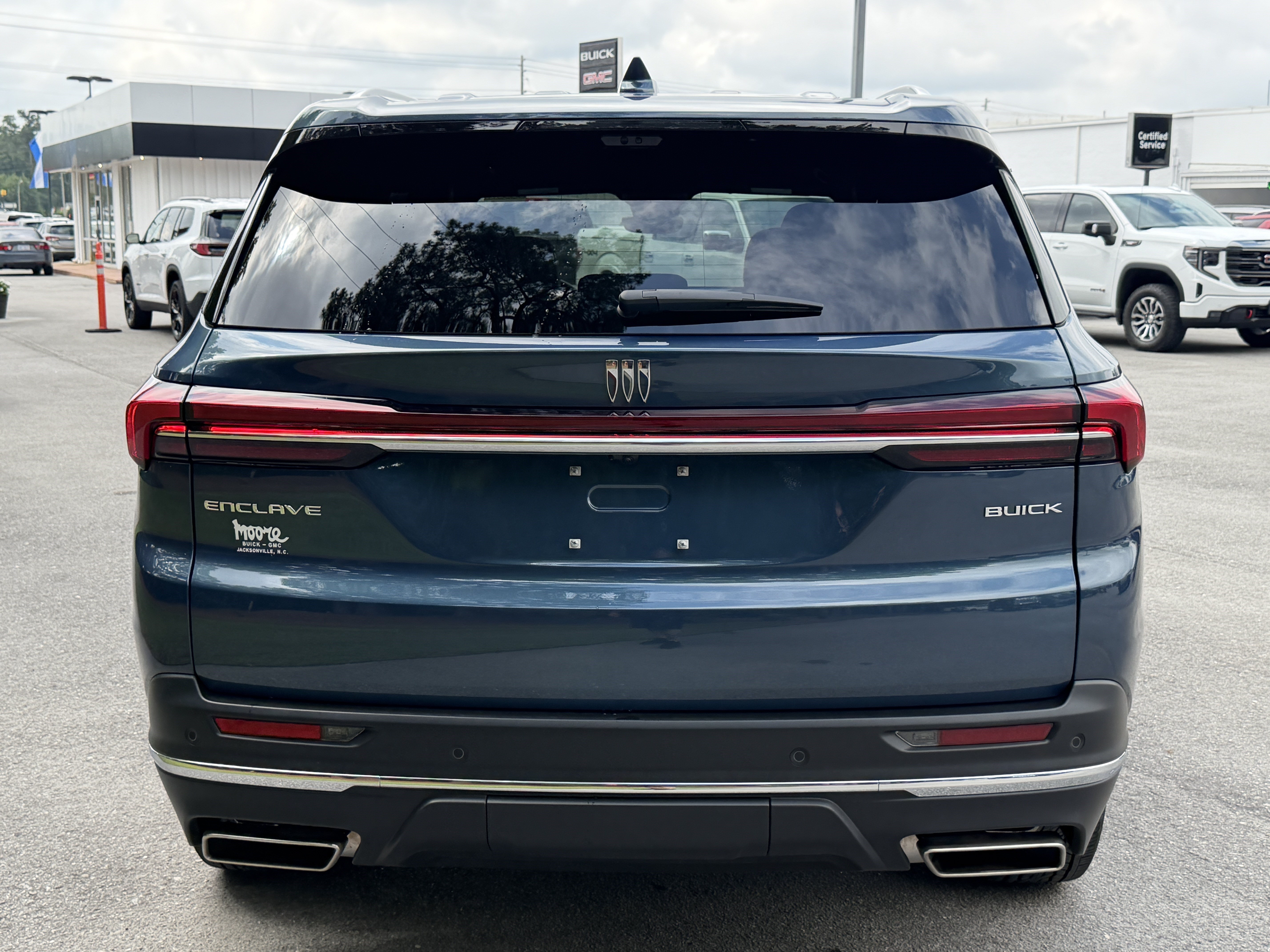 New 2026 Buick Enclave Preferred w/ Power Package FWD image 11