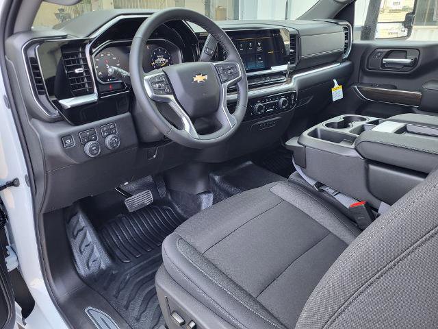 New 2026 Chevrolet Silverado 3500 LT w/ Convenience Package image 2