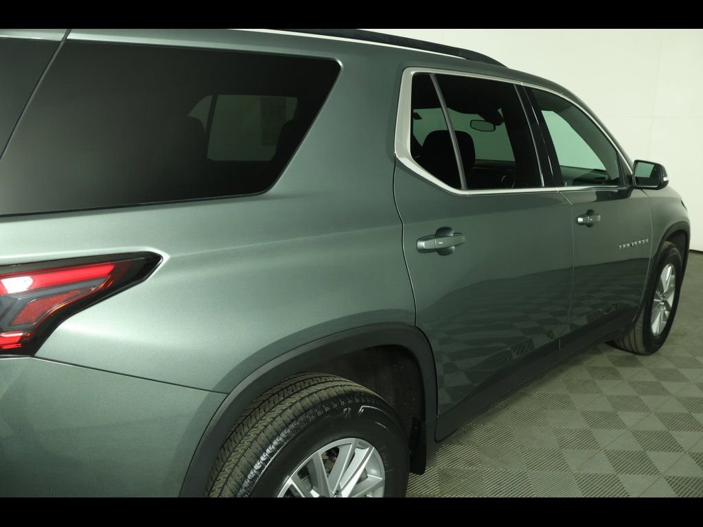 Used 2022 Chevrolet Traverse LT w/ LPO, Floor Liner Package image 17