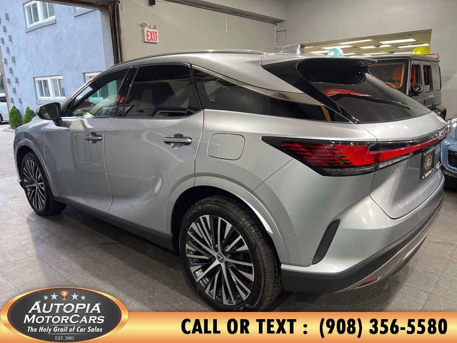 Used 2025 Lexus RX 350 w/ Convenience Package AWD/4WD image 3
