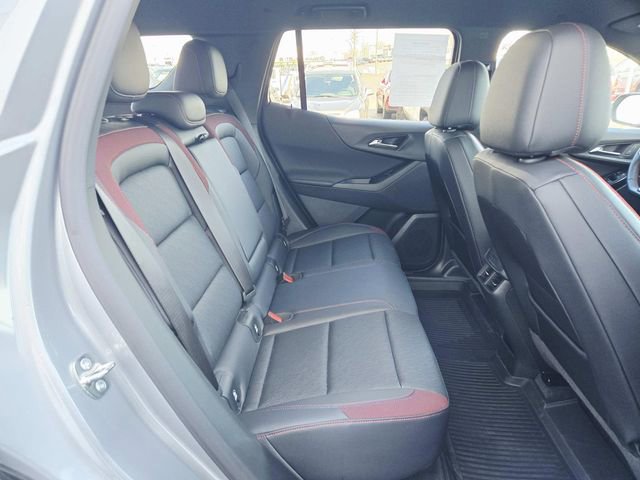 Used 2025 Chevrolet Equinox RS image 11