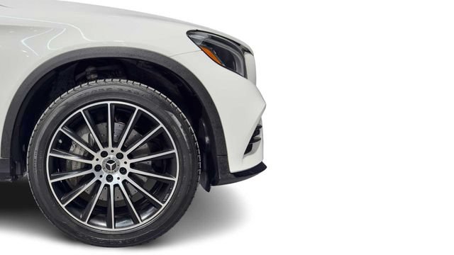 Used 2017 Mercedes-Benz GLC 300 4MATIC Coupe image 8