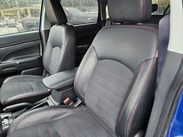 Used 2024 Mitsubishi Outlander Sport SE image 6