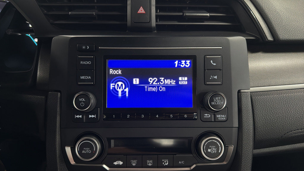 Used 2020 Honda Civic LX image 25