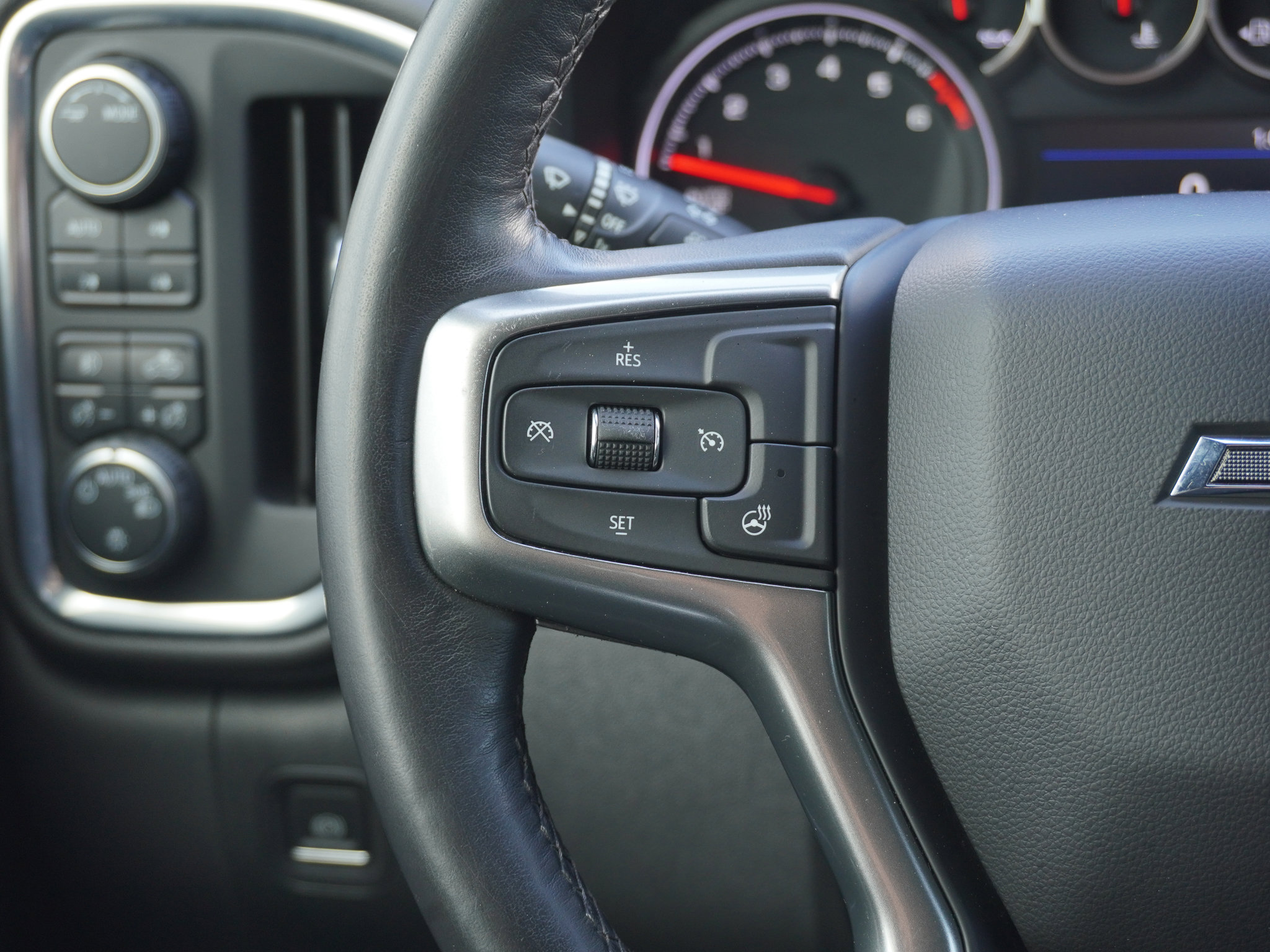 Used 2021 Chevrolet Silverado 1500 RST w/ Z71 Off-Road Package image 19