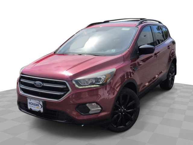 Used 2017 Ford Escape SE w/ Equipment Group 201A