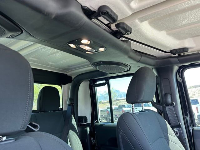 Used 2020 Jeep Gladiator Sport w/ Trailer Tow Package image 16