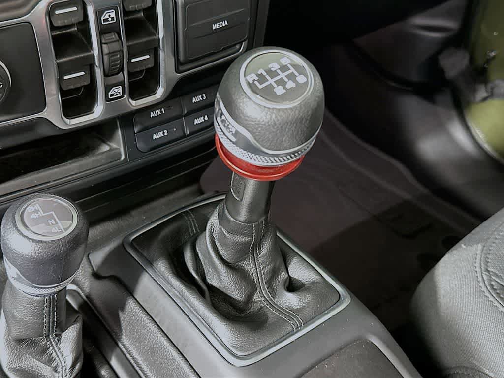 Used 2022 Jeep Wrangler Unlimited Sport AWD/4WD image 19