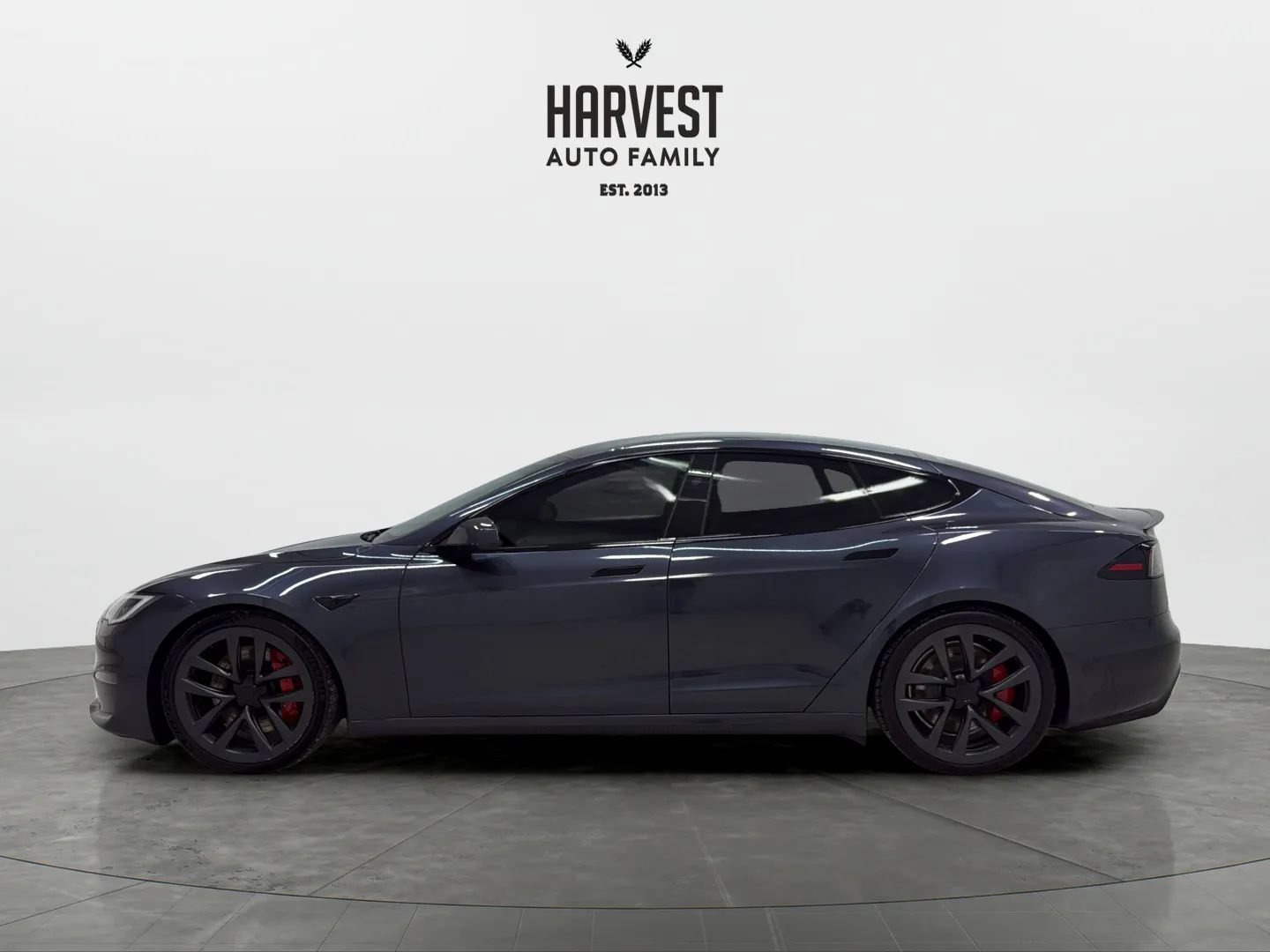 Used 2023 Tesla Model S Plaid AWD/4WD image 2