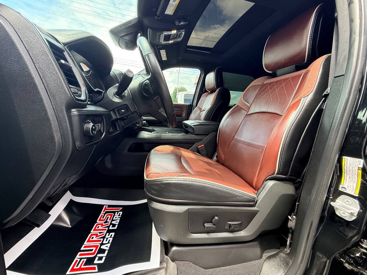 Used 2025 RAM 2500 Limited AWD/4WD image 23