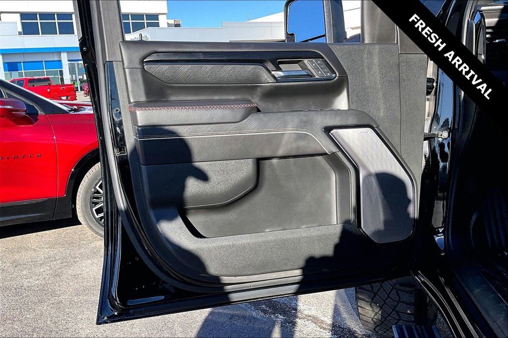 Used 2024 GMC Sierra 2500 AT4X image 20