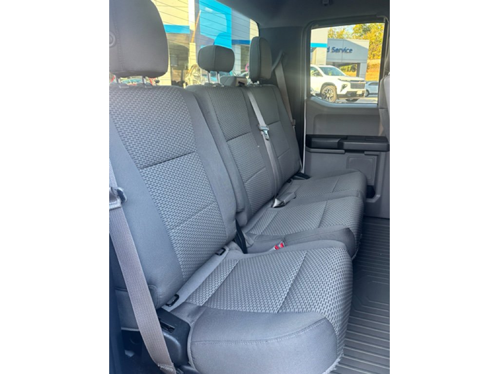 Used 2015 Ford F150 XLT w/ Equipment Group 301A Mid image 17