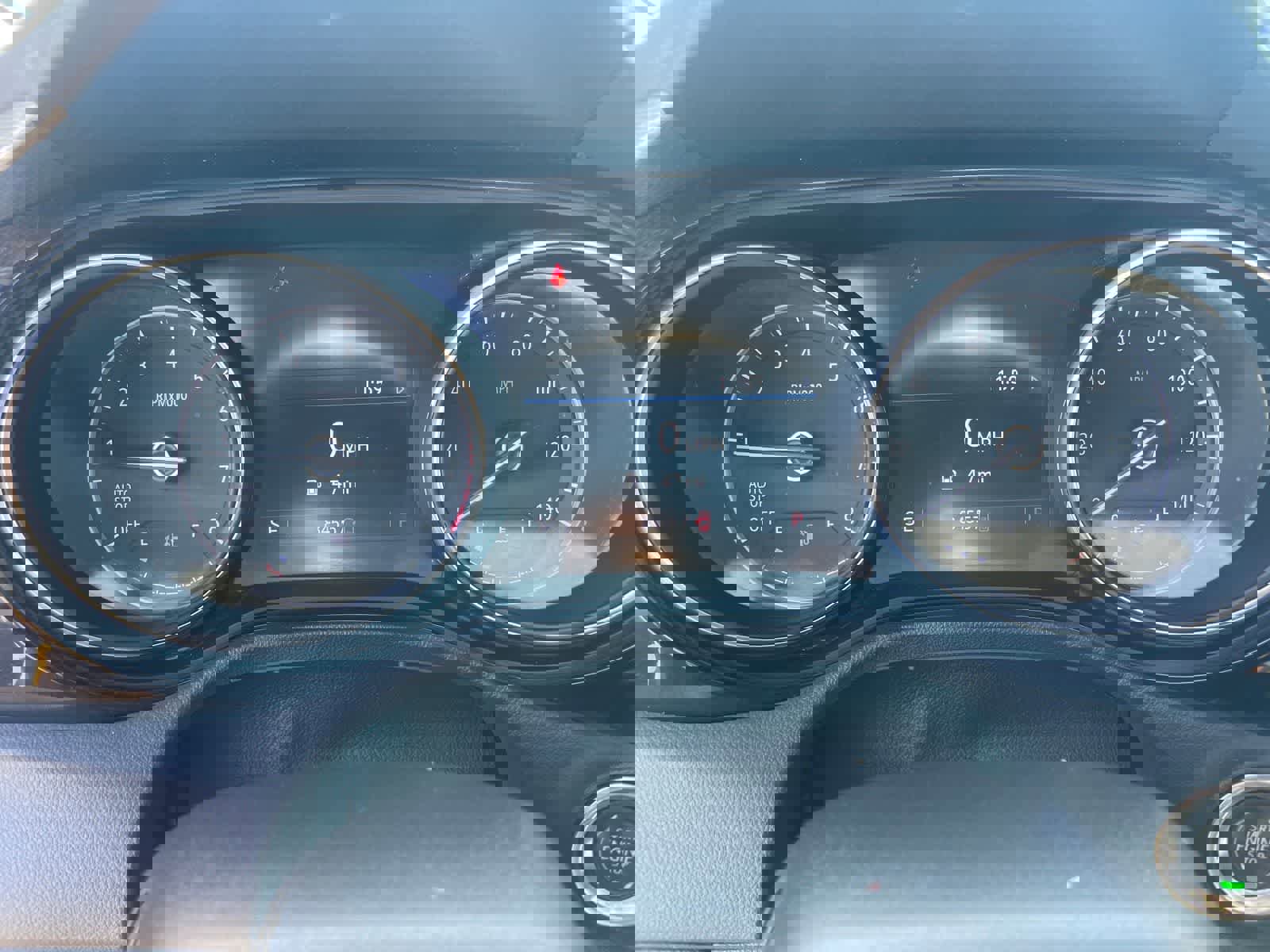 Used 2020 Buick Encore GX Select image 19