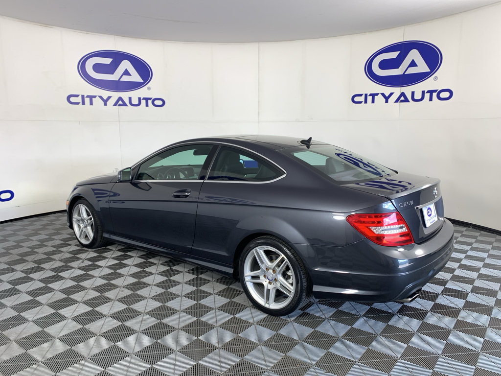 Used 2013 Mercedes-Benz C 250 Coupe image 5