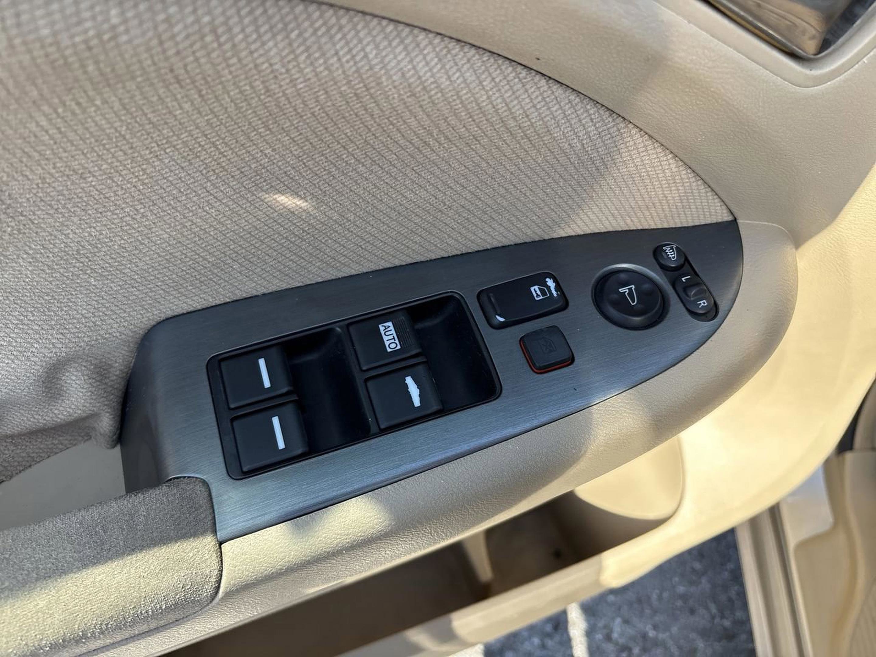 Used 2006 Honda Odyssey EX image 17