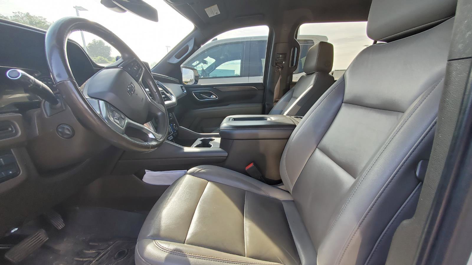Used 2021 Chevrolet Suburban Z71 w/ Z71 Off-Road Package AWD/4WD image 3