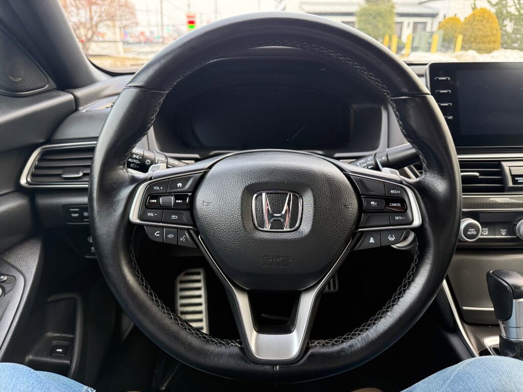 Used 2022 Honda Accord Sport image 12