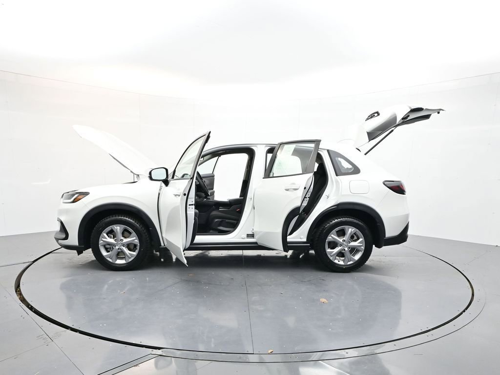 Used 2024 Honda HR-V LX image 39