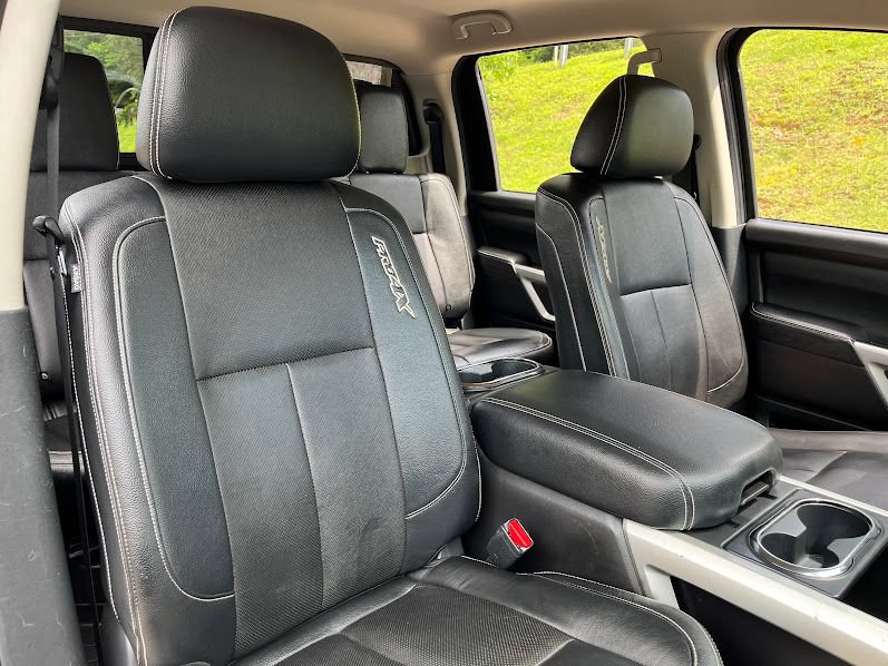 Used 2018 Nissan Titan PRO-4X w/ Pro-4x Convenience Package AWD/4WD image 37