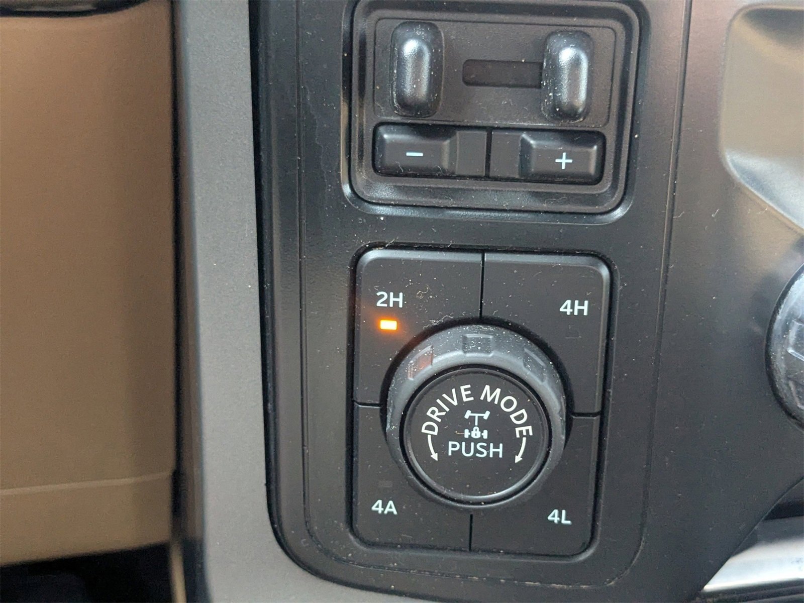 Used 2022 Ford F150 Lariat w/ Equipment Group 502A High image 27