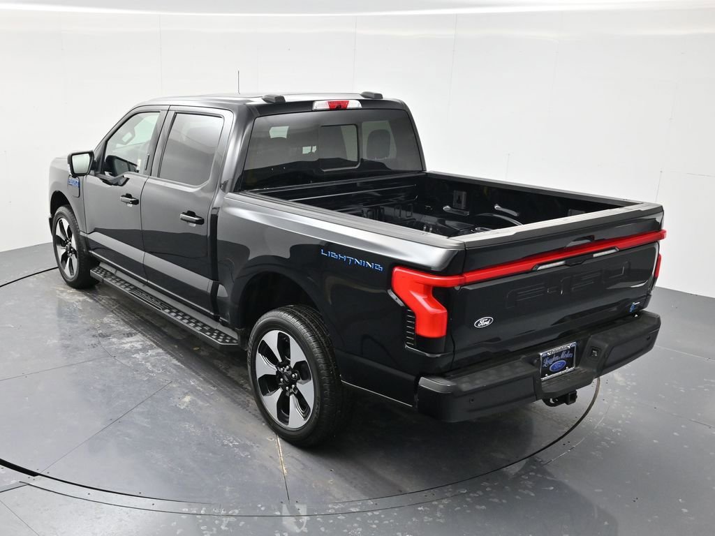 Used 2024 Ford F150 Lightning Lariat image 44