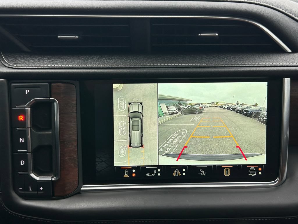 Used 2023 GMC Yukon XL Denali Ultimate AWD/4WD image 24