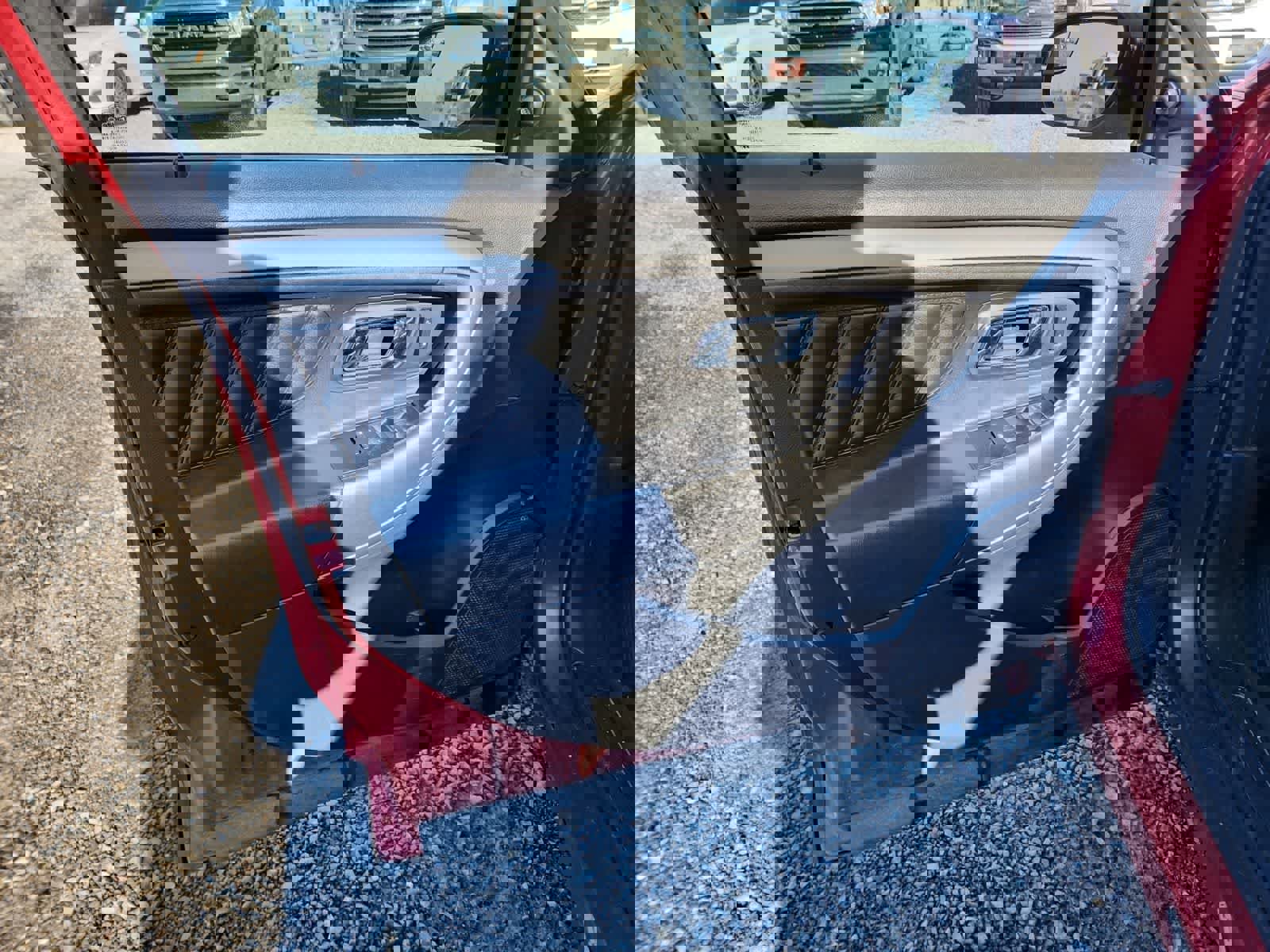 Used 2012 Ford Taurus SEL image 16