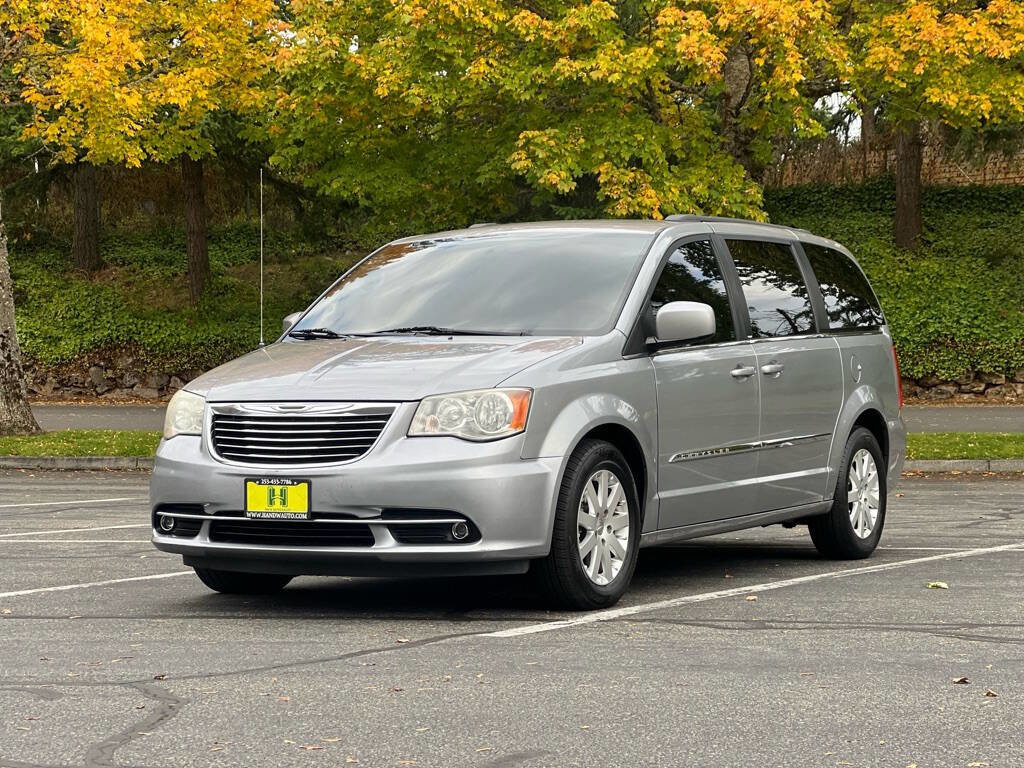 Used 2013 Chrysler Town & Country Touring