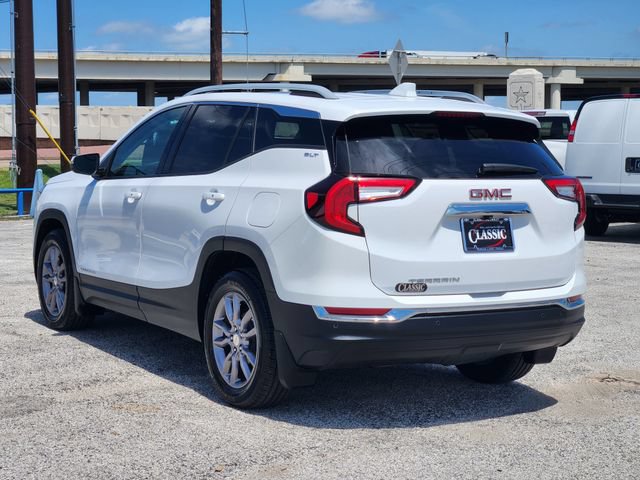 Used 2023 GMC Terrain SLT w/ Infotainment Package II FWD image 5