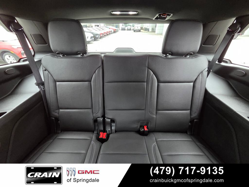 Used 2024 Chevrolet Tahoe Z71 w/ Luxury Package AWD/4WD image 24