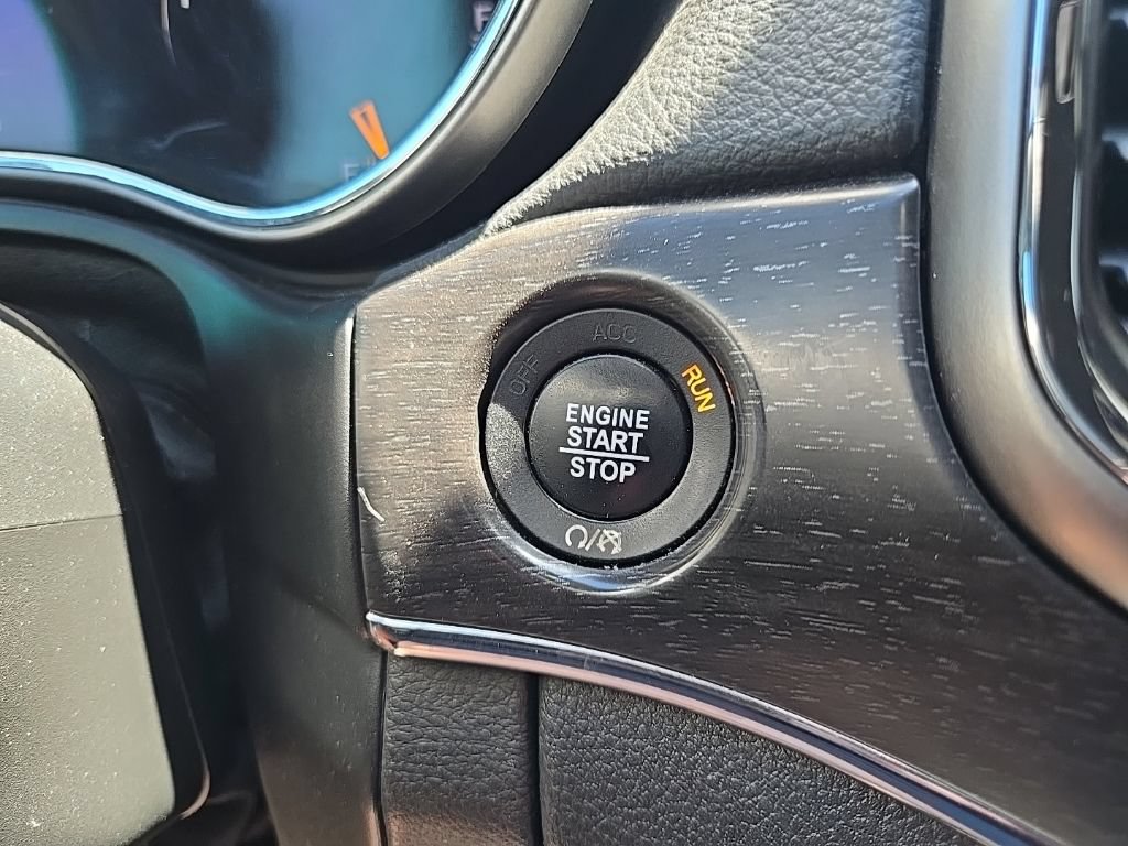 Used 2018 Jeep Grand Cherokee Limited AWD/4WD image 49