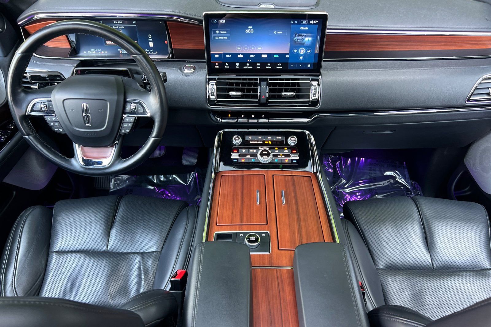 Certified 2023 Lincoln Navigator L Reserve AWD/4WD image 13