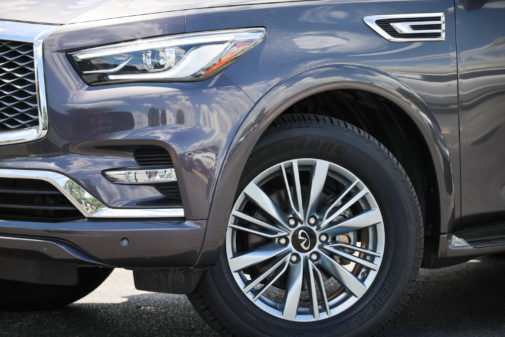Used 2024 INFINITI QX80 Luxe RWD image 14