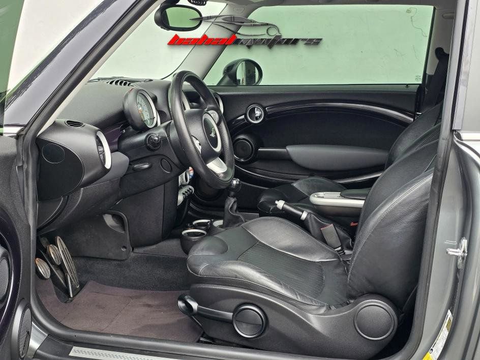 Used 2008 MINI Cooper S w/ Sport Pkg image 8