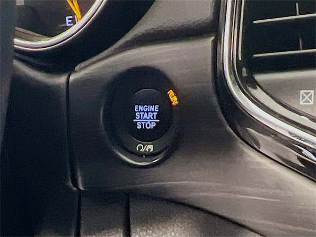 Used 2021 Jeep Grand Cherokee Laredo X image 18